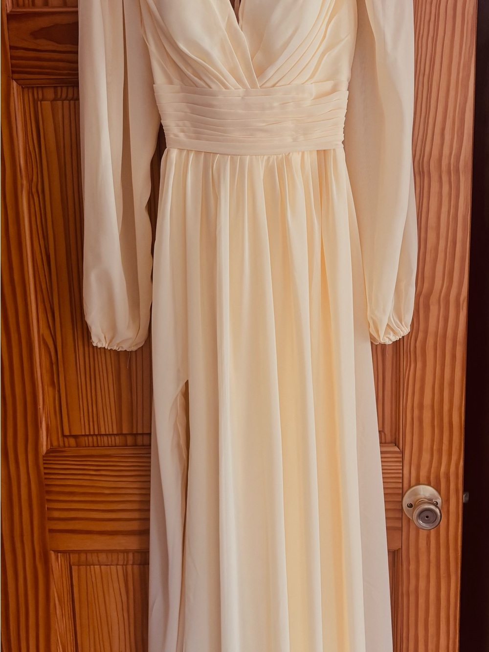 Elegant Soft Yellow Long Sleeve V-Neck Maxi Dress